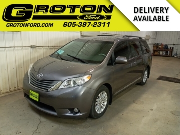 2014 TOYOTA SIENNA