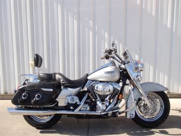 2005 HARLEY DAVIDSON FLHRCI ROAD KING CLASSIC