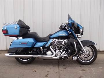 2011 HARLEY DAVIDSON FLHTK - ELECTRA GLIDE® ULTRA LIMITED