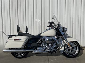2015 HARLEY DAVIDSON FLHP ROAD KING POLICE