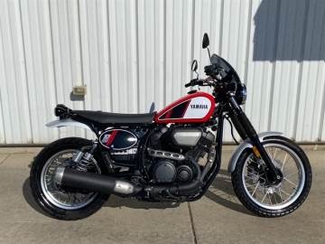 2017 YAMAHA SCR950