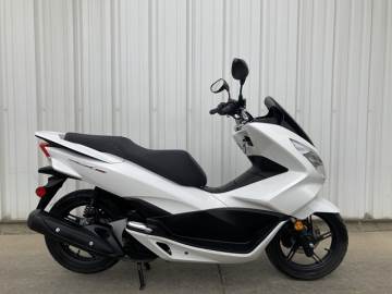 2015 HONDA PCX150