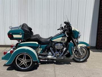 2009 HARLEY DAVIDSON FLHTCUI ULTRA CLASS VOYAGER TRIKE KIT