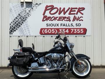2012 HARLEY DAVIDSON FLSTC - HERITAGE SOFTAIL CLASSIC