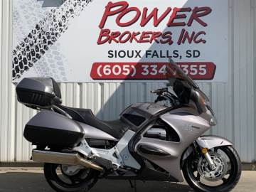 2003 HONDA ST1300