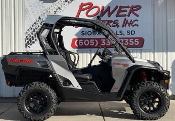 2017 CAN-AM COMMANDER 1000 XT