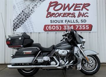 2012 HARLEY DAVIDSON FLHTK - ELECTRA GLIDE® ULTRA LIMITED