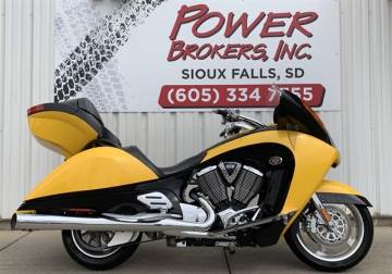 2009 VICTORY VISION TOURING PREMIUM