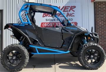 2017 CAN-AM MAVERICK 1000R DPS