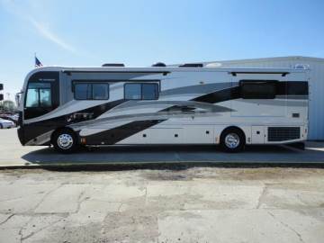 2006 SPARTAN MOTORS FLEETWOOD REVOLUTION LE