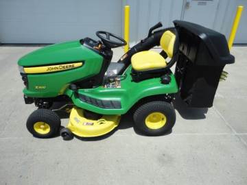 2006 JOHN DEERE X300