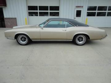 1967 BUICK RIVIERA