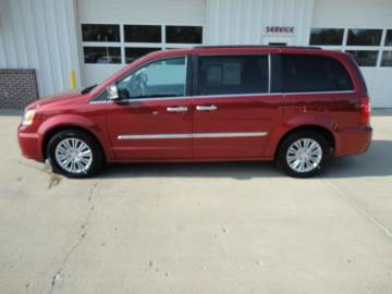 2016 CHRYSLER TOWN & COUNTRY
