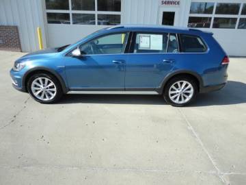 2019 VOLKSWAGEN GOLF