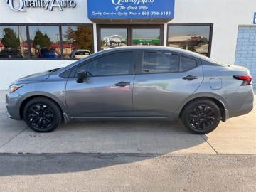2021 NISSAN VERSA