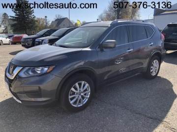 2017 NISSAN ROGUE