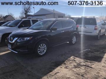 2017 NISSAN ROGUE