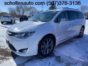 2020 CHRYSLER PACIFICA