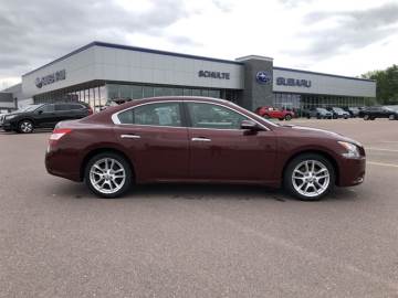 2011 NISSAN MAXIMA
