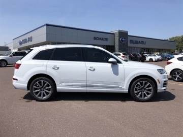 2017 AUDI Q7