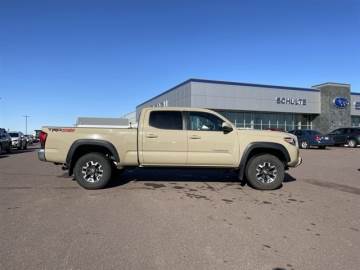 2018 TOYOTA TACOMA
