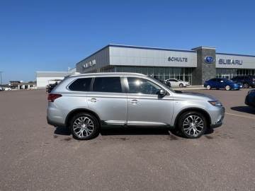 2018 MITSUBISHI OUTLANDER