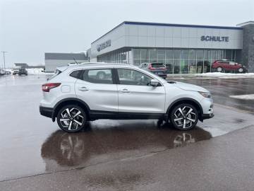 2021 NISSAN ROGUE