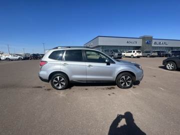 2017 SUBARU FORESTER