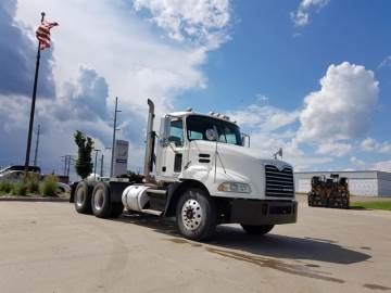 2009 MACK PINNACLE CXU613