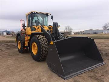 2019 VOLVO L120H