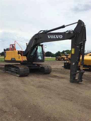 2019 VOLVO EC220EL