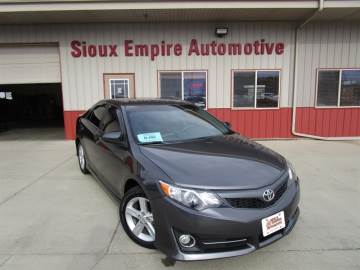 2013 TOYOTA CAMRY