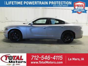 2017 DODGE CHARGER