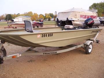 2013 TRACKER GRIZZLY 1648