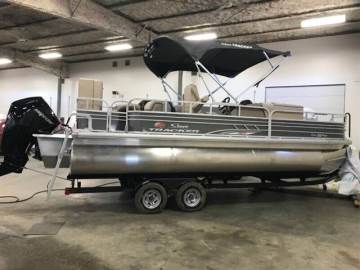 2021 TRACKER FISH BARGE