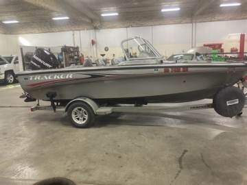 2006 TRACKER TUNDRA 18 WT