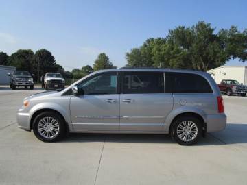 2013 CHRYSLER TOWN & COUNTRY