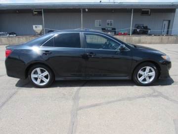 2012 TOYOTA CAMRY