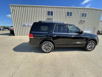 2017 LINCOLN NAVIGATOR