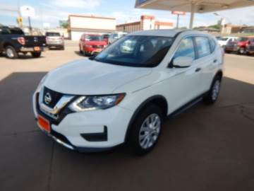 2017 NISSAN ROGUE