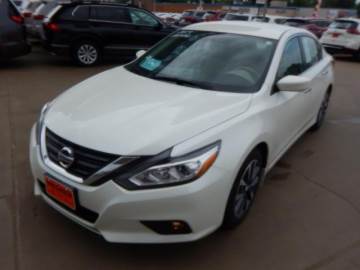 2017 NISSAN ALTIMA