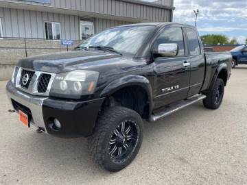 2005 NISSAN TITAN