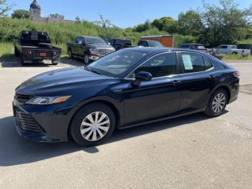 2020 TOYOTA CAMRY