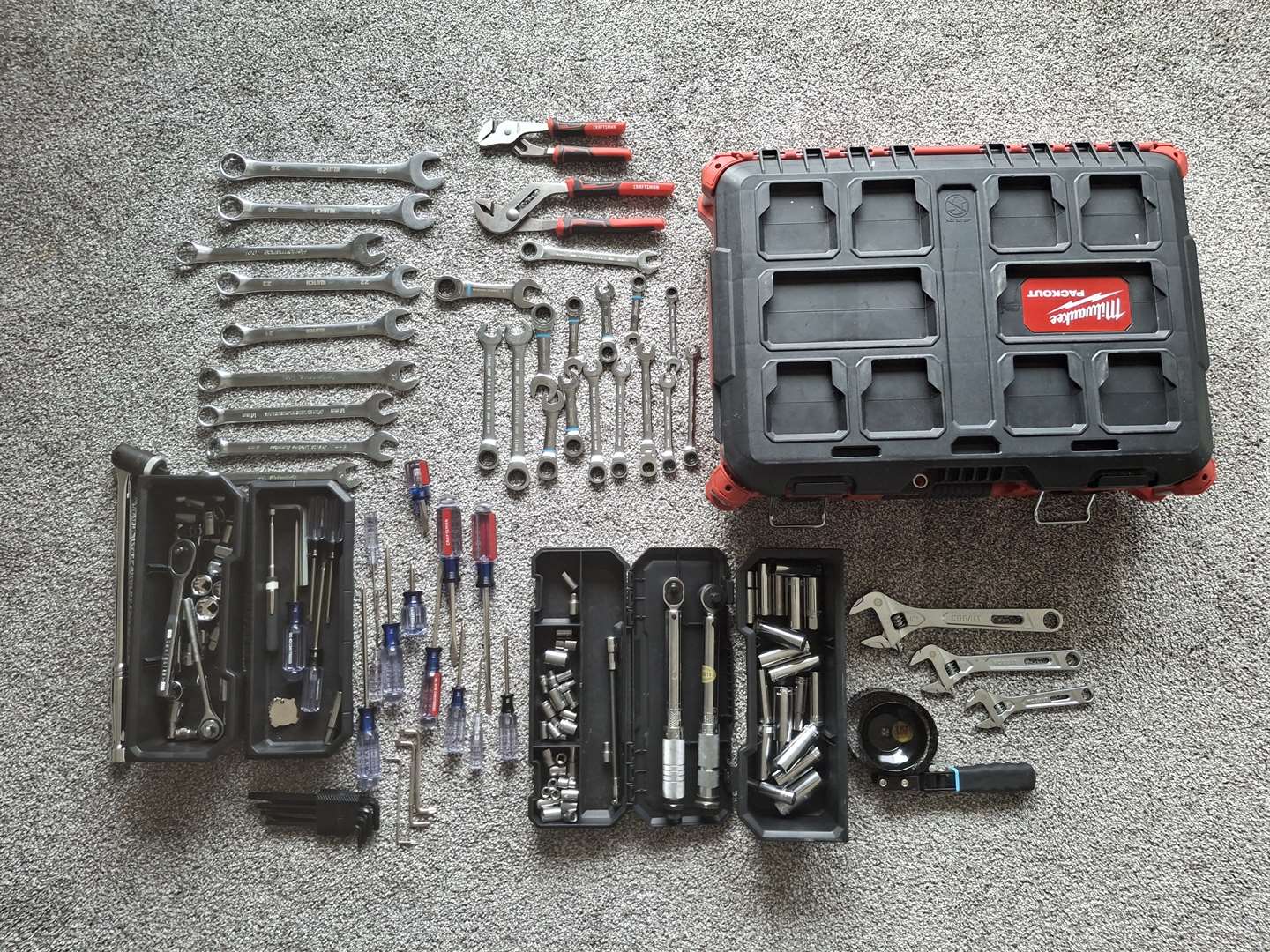 84066