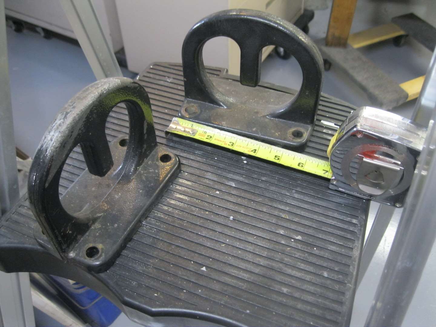 83546