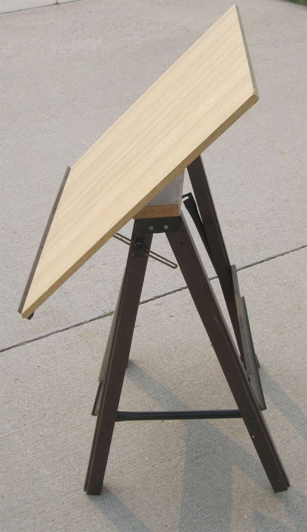 83560
