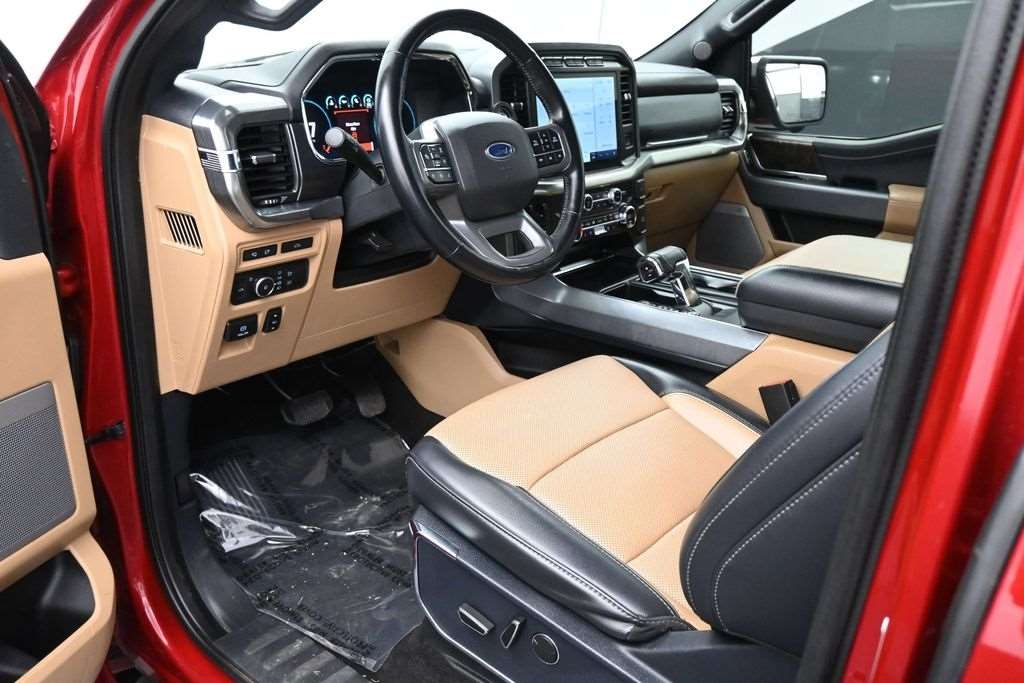 Interior cabin and dashboard of a used Ford F-150 at Driver's Way in Birmingham, AL