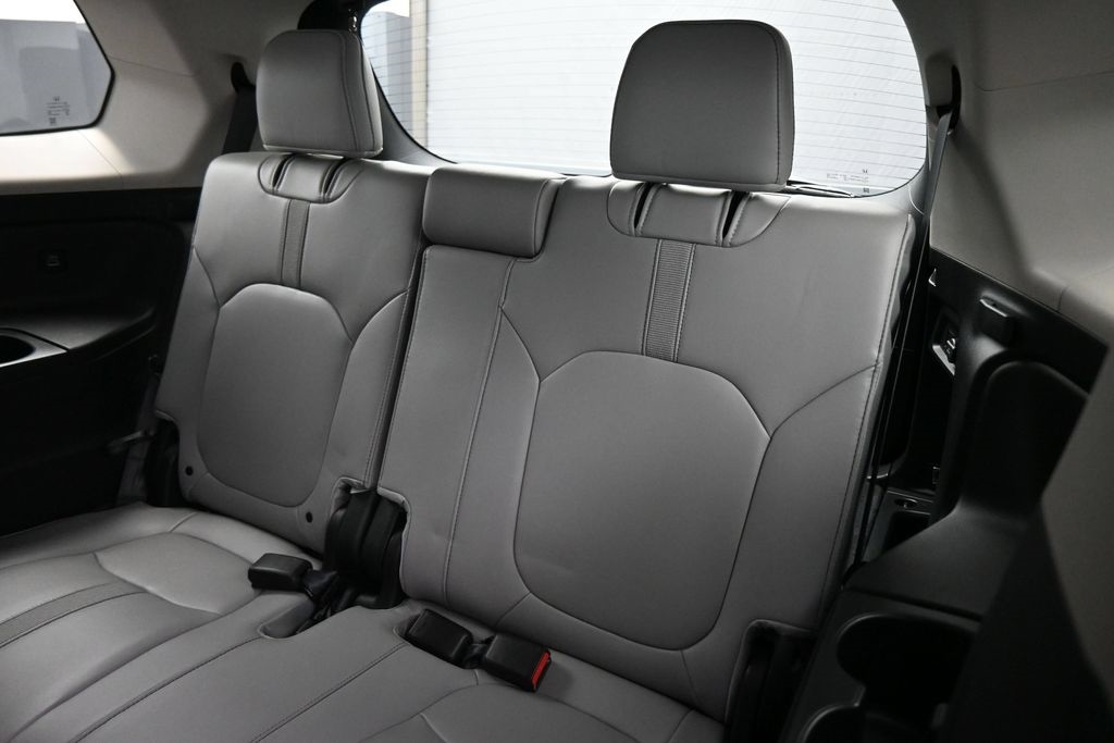 Third row seats of a used 2023 Honda Pilot