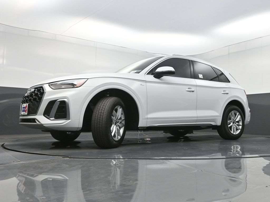 Used Audi Q5 exterior at Driver's Way on Hwy 280 in Birmingham, AL