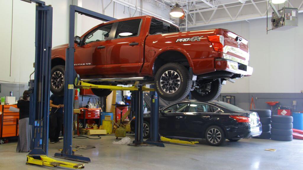 Nissan Dealers In Delaware >> Nissan Dealership Davenport Ia Tilton Jax Nissan Nissan Dealers In Delaware >> Nissan Dealership Davenport Ia Tilton Jax Nissan